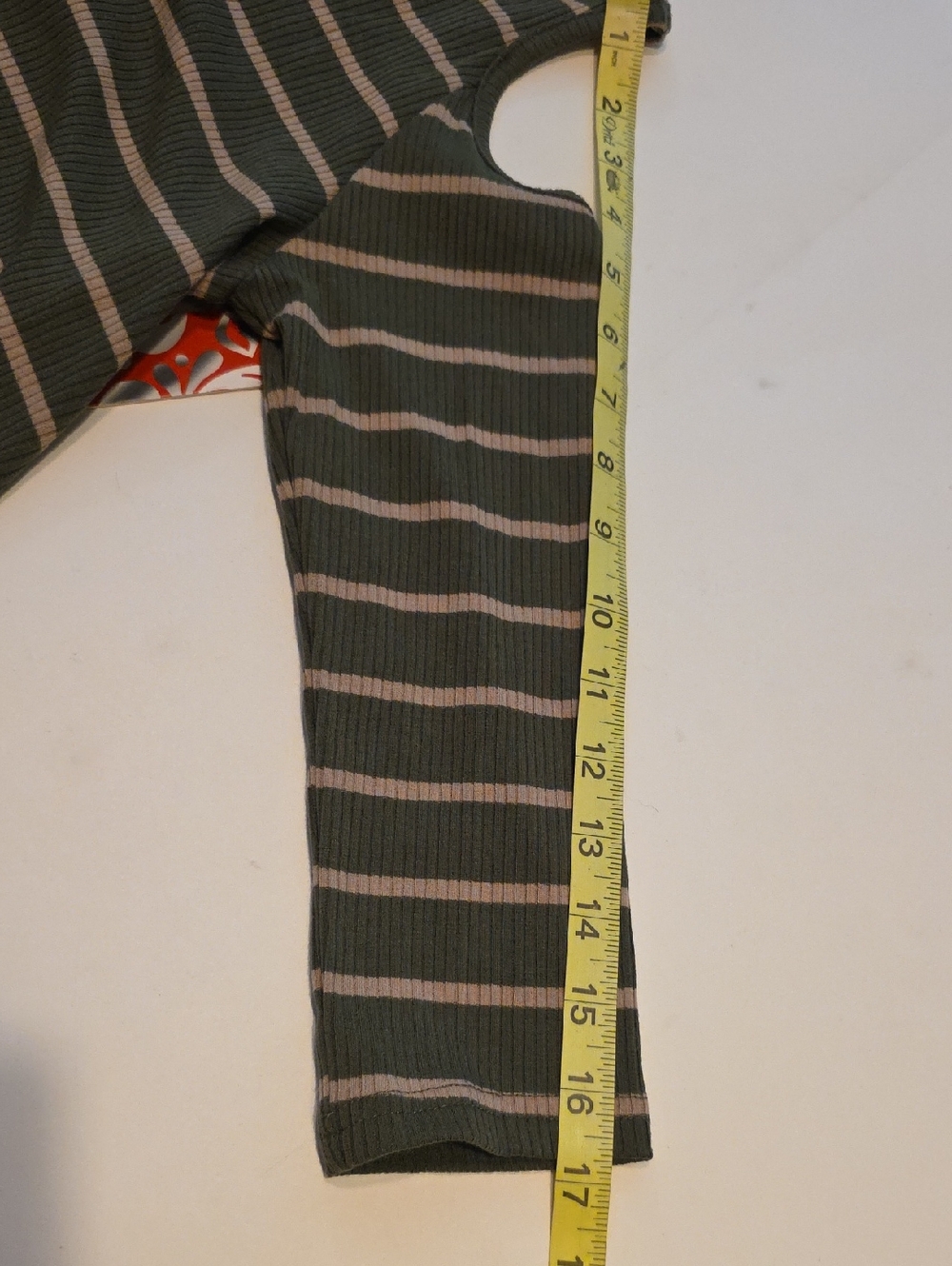 Hot Kiss Cold Shoulder Dress Olive Stripe Ribbed Bodycon Women’s Size Large Y2K - Picture 10 of 10